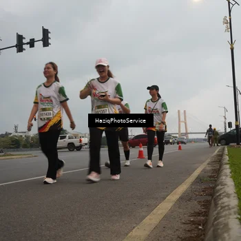 Runner Photo 7732258