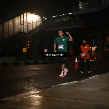 Runner Photo 7732289