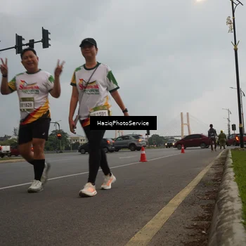 Runner Photo 7732301