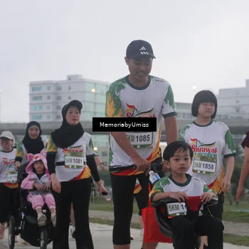 Runner Photo 7732323