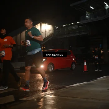 Runner Photo 7732344