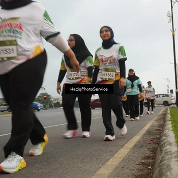 Runner Photo 7732350