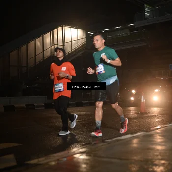 Runner Photo 7732369