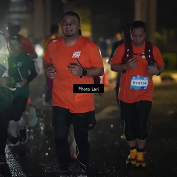 Runner Photo 7732410
