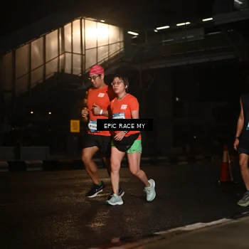 Runner Photo 7732444