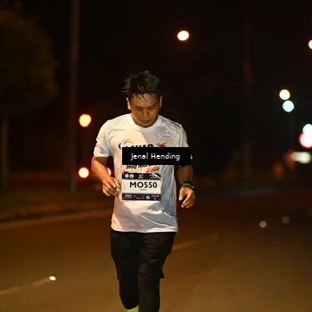 Runner Photo 7732493