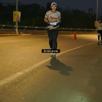 Runner Photo 7732507