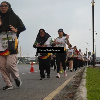 Runner Photo 7732562