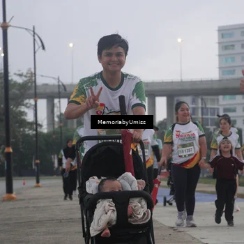 Runner Photo 7732576
