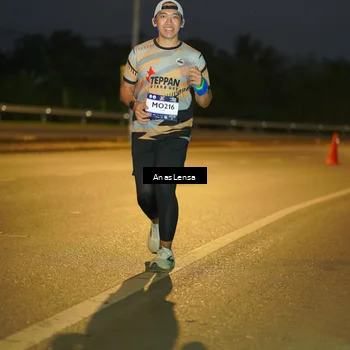 Runner Photo 7732594