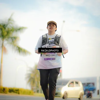 Runner Photo 7732612