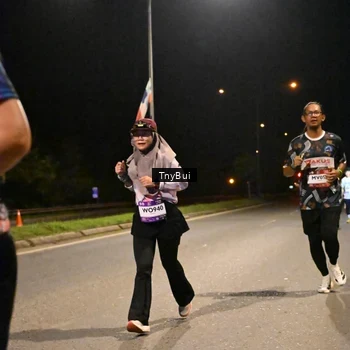 Runner Photo 7732622
