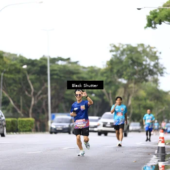 Runner Photo 7732625