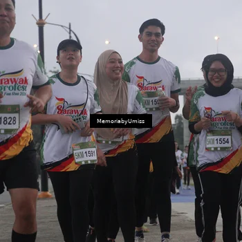 Runner Photo 7732649