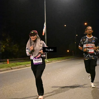 Runner Photo 7732650