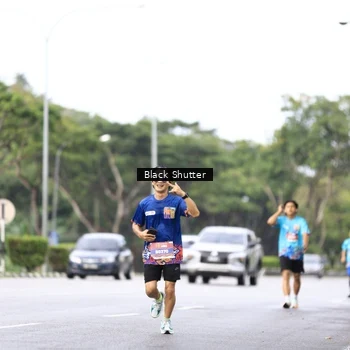 Runner Photo 7732655