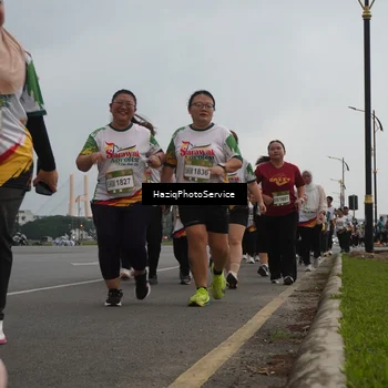 Runner Photo 7732658