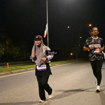 Runner Photo 7732660