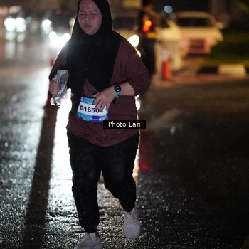 Runner Photo 7732685