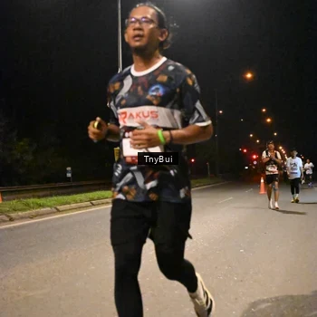 Runner Photo 7732691