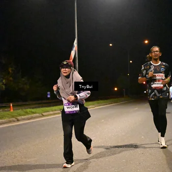 Runner Photo 7732695