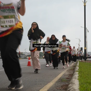 Runner Photo 7732702