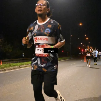 Runner Photo 7732710