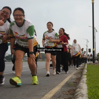 Runner Photo 7732726
