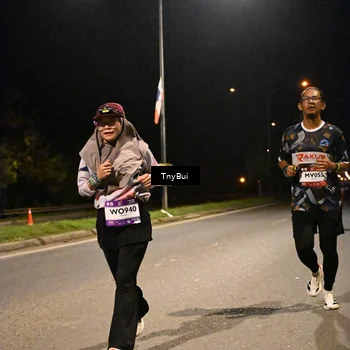 Runner Photo 7732735