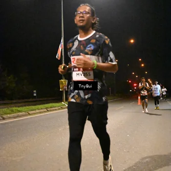 Runner Photo 7732741