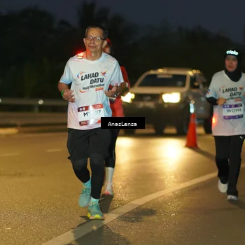 Runner Photo 7732768