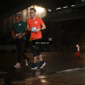 Runner Photo 7732790