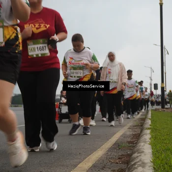 Runner Photo 7732795