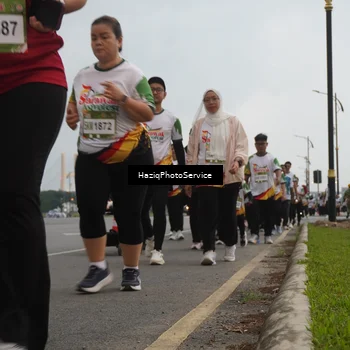 Runner Photo 7732803