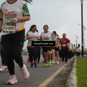 Runner Photo 7732838