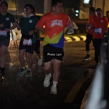 Runner Photo 7732841