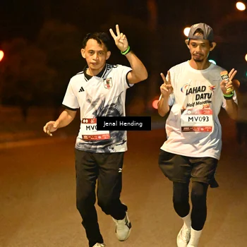 Runner Photo 7732856
