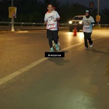 Runner Photo 7732857