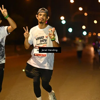 Runner Photo 7732859
