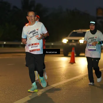 Runner Photo 7732862