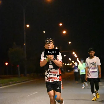 Runner Photo 7732879