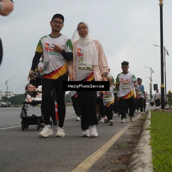Runner Photo 7732886