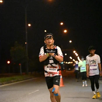 Runner Photo 7732888