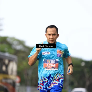 Runner Photo 7732902