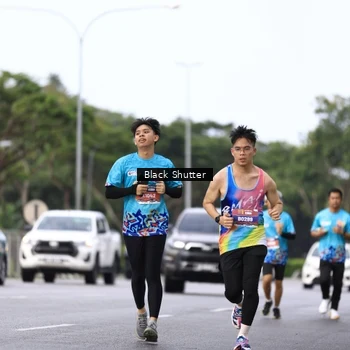 Runner Photo 7732924