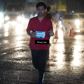 Runner Photo 7732933