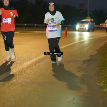 Runner Photo 7732961