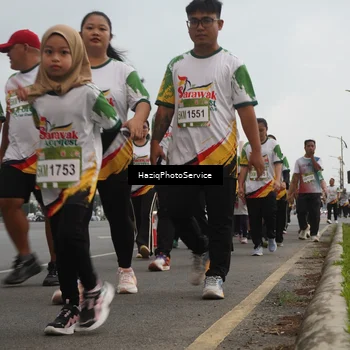 Runner Photo 7732973