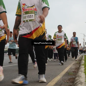 Runner Photo 7732984