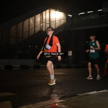Runner Photo 7732991